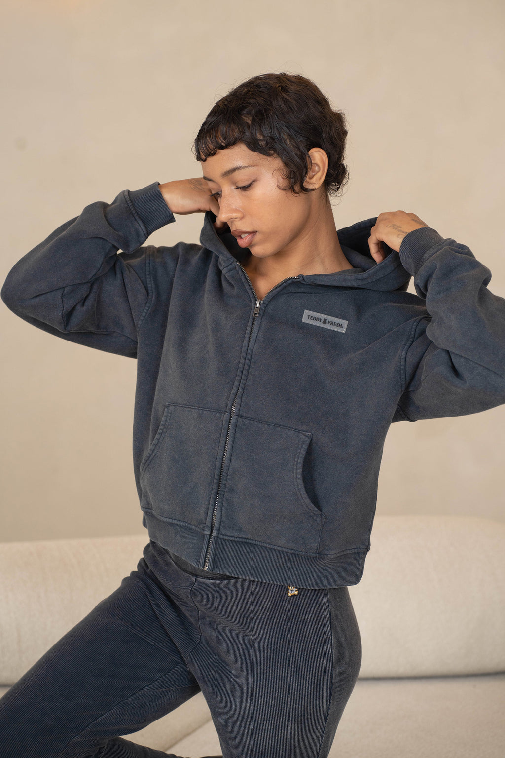 Women's Classic Washed Crop Zip Hoodie